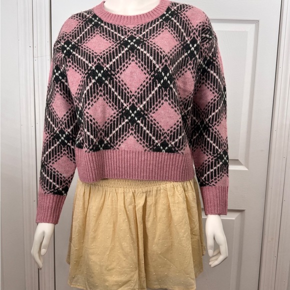 Steve Madden Pink and Black Plaid Sweater Size S NWT - Picture 9 of 9